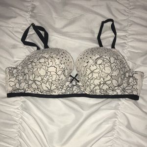 Victoria’s Secret Dream Angels Demi bra. 36 B.